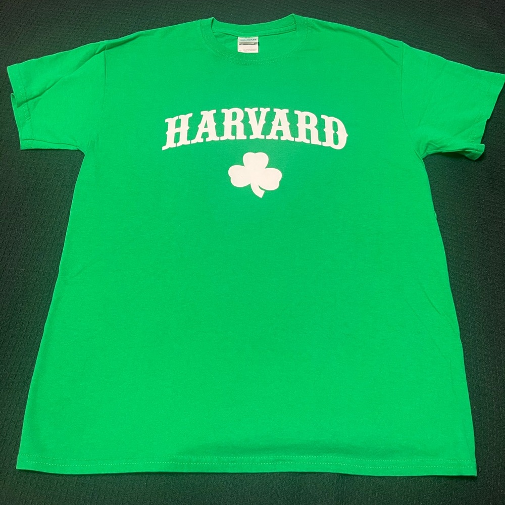 Harvard Irish Shamrock St. Patrick's Day T-Shirt Green Medium New w/out tags
